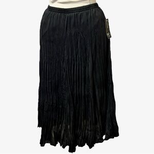 NWT New Directions Skirt Krinkled Pleated Flowy Black Elastic Waist Small